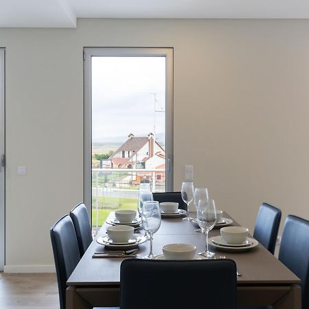 Beautiful Apartment in S o Martinho do Porto with Balcony São Martinho do Porto Exterior foto