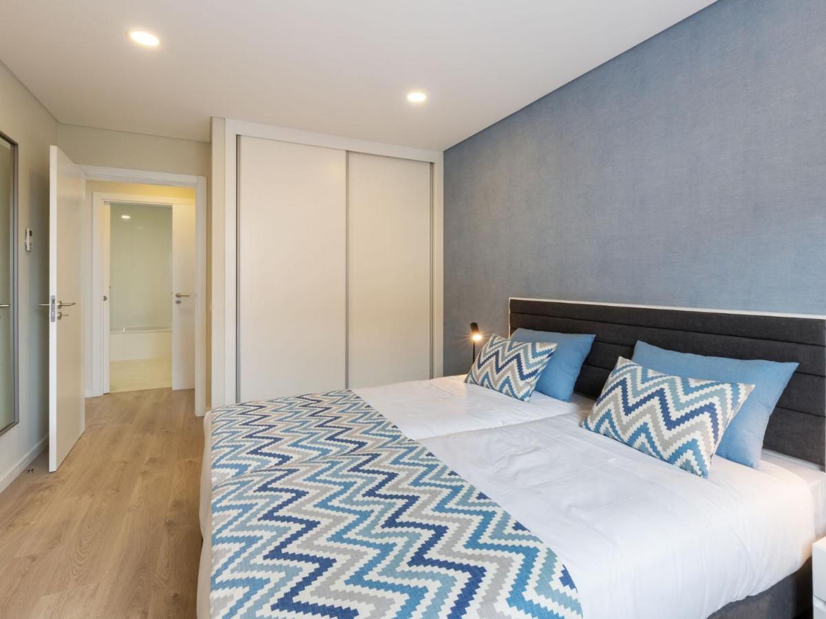 Beautiful Apartment in S o Martinho do Porto with Balcony São Martinho do Porto Exterior foto